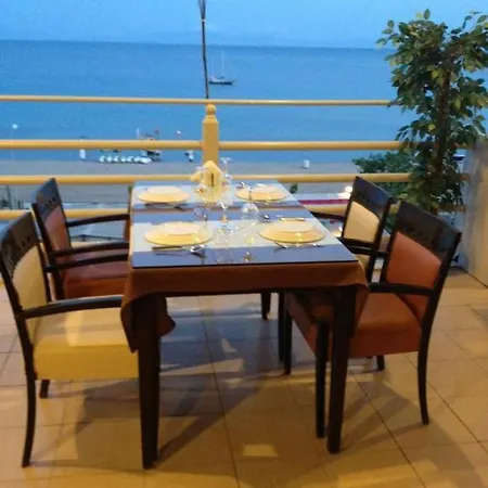 Sancar Kardia מלון דידים