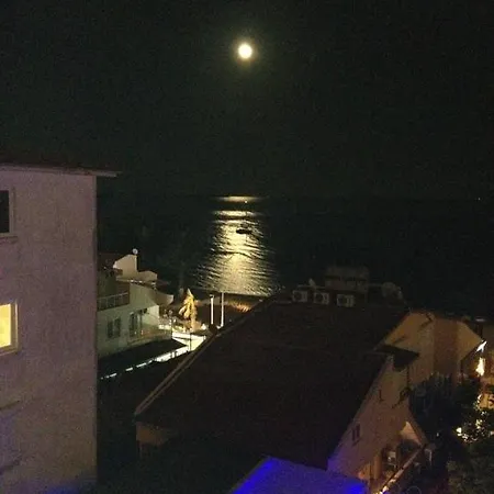 Sancar Kardia מלון