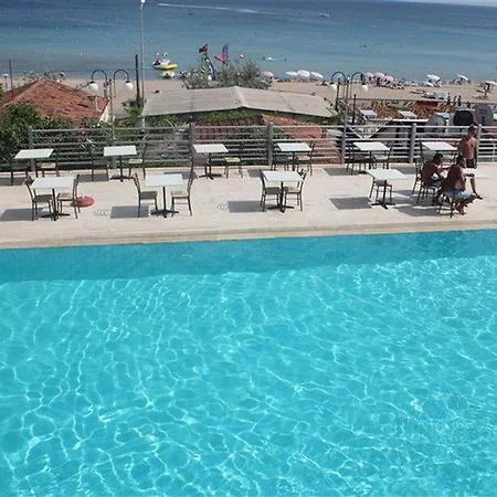 מלון Sancar Kardia 2*